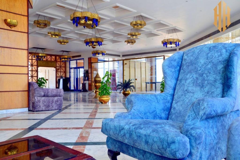Hotel El Khan 3*